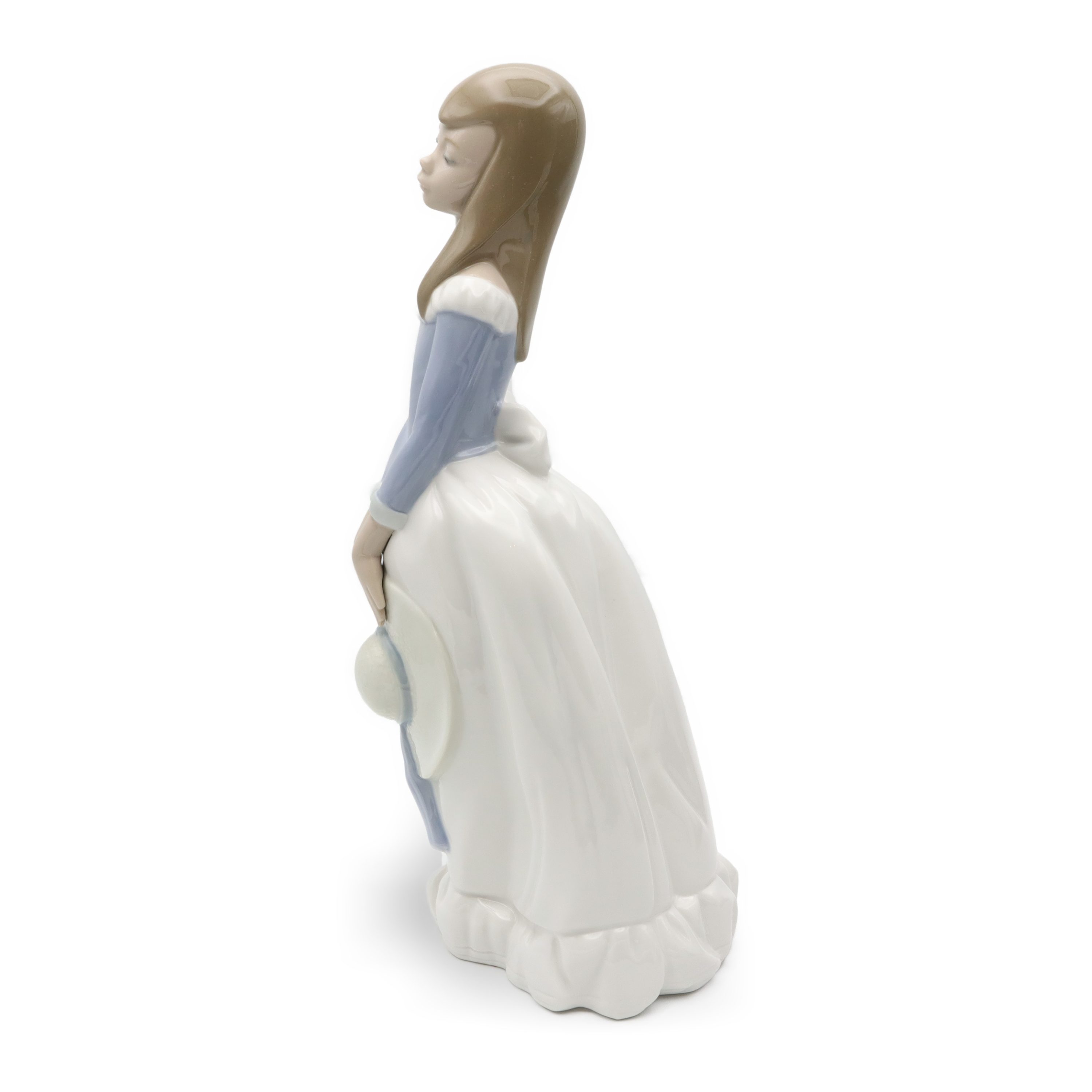 Lladro Figurine Mädchen Mit Hut In Langem Blauem Kleid, 1982, Aus Dem Programm Genommen, Seltene Entdeckung, Miguel Requena NAO Figurine, Elegante Frau, Porzellan Handbemalt